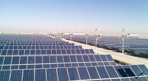 1594289930126965.jpg 中電投宣化風(fēng)光互補(bǔ)發(fā)電二期100MW風(fēng)電工程_副本.jpg